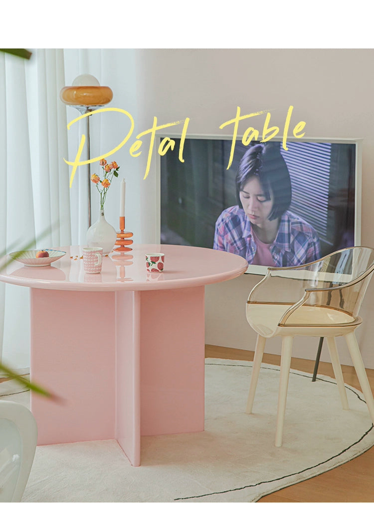 Nordic Internet Prominente Ins Stil Esstisch Wabi Wind Farbe Medieval Kleine Wohnung Wohnzimmer Bett und Frühstück Runden Tisch 