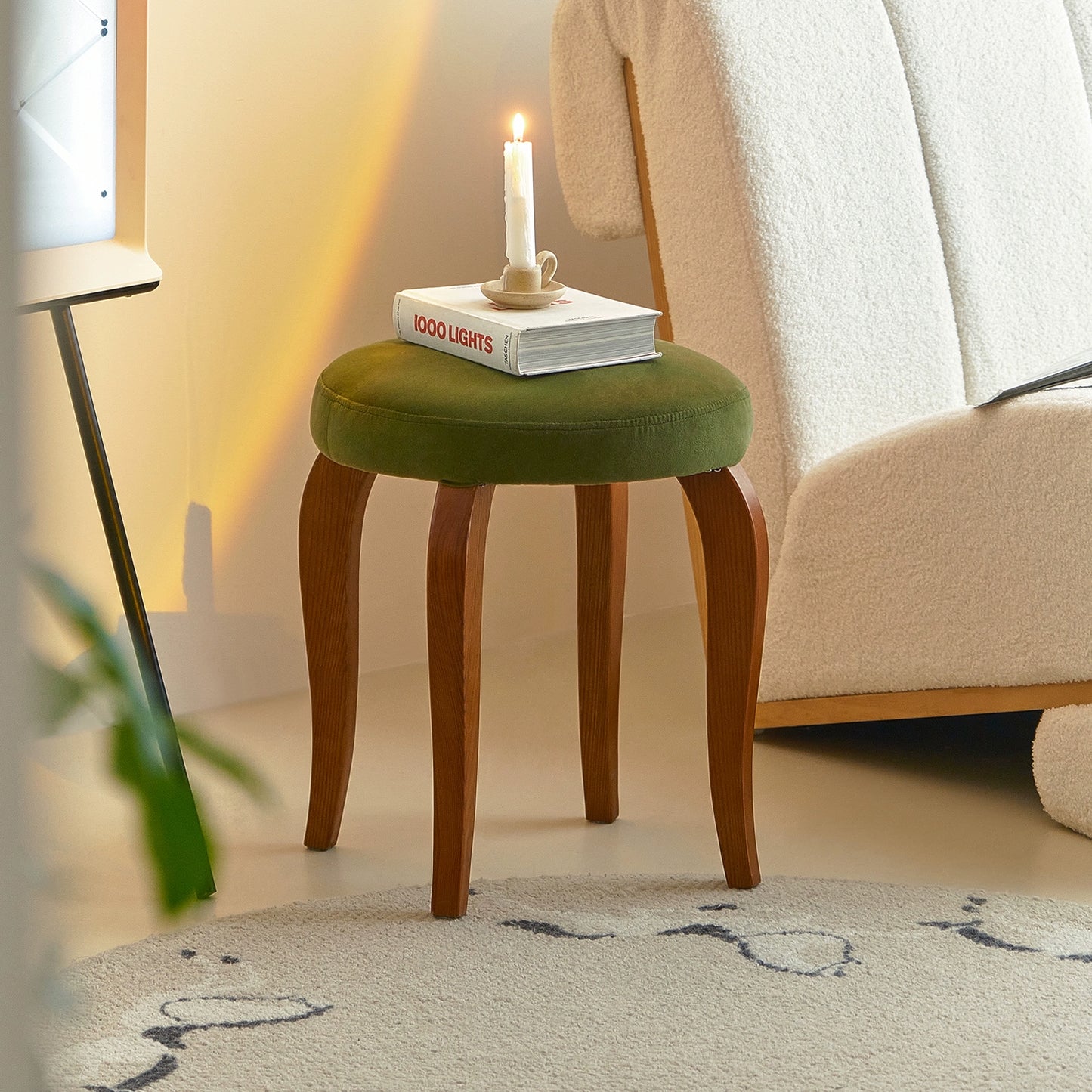 Französischer Retro-Ankleidehocker, moderner minimalistischer Designer-Kleinhocker, weiche Tasche, hochwertiger Schuhwechsel-Niedrighocker 