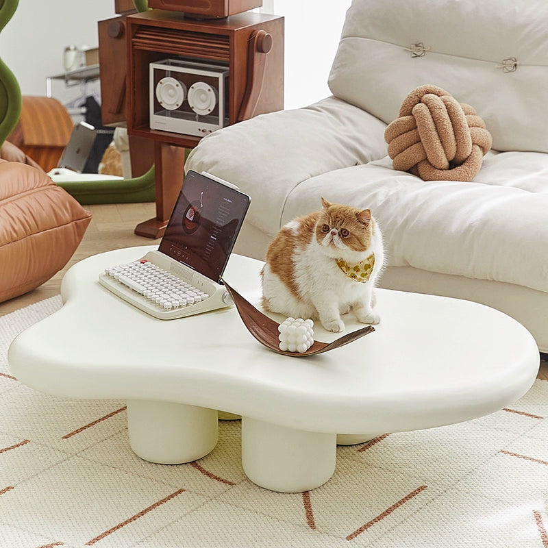 Cloud-Couchtisch, Internet-Prominente, Ins-Creme-Stil, niedriger Tisch, mittelalterliches Design, Teetisch, speziell geformter Sofa-Beistelltisch 