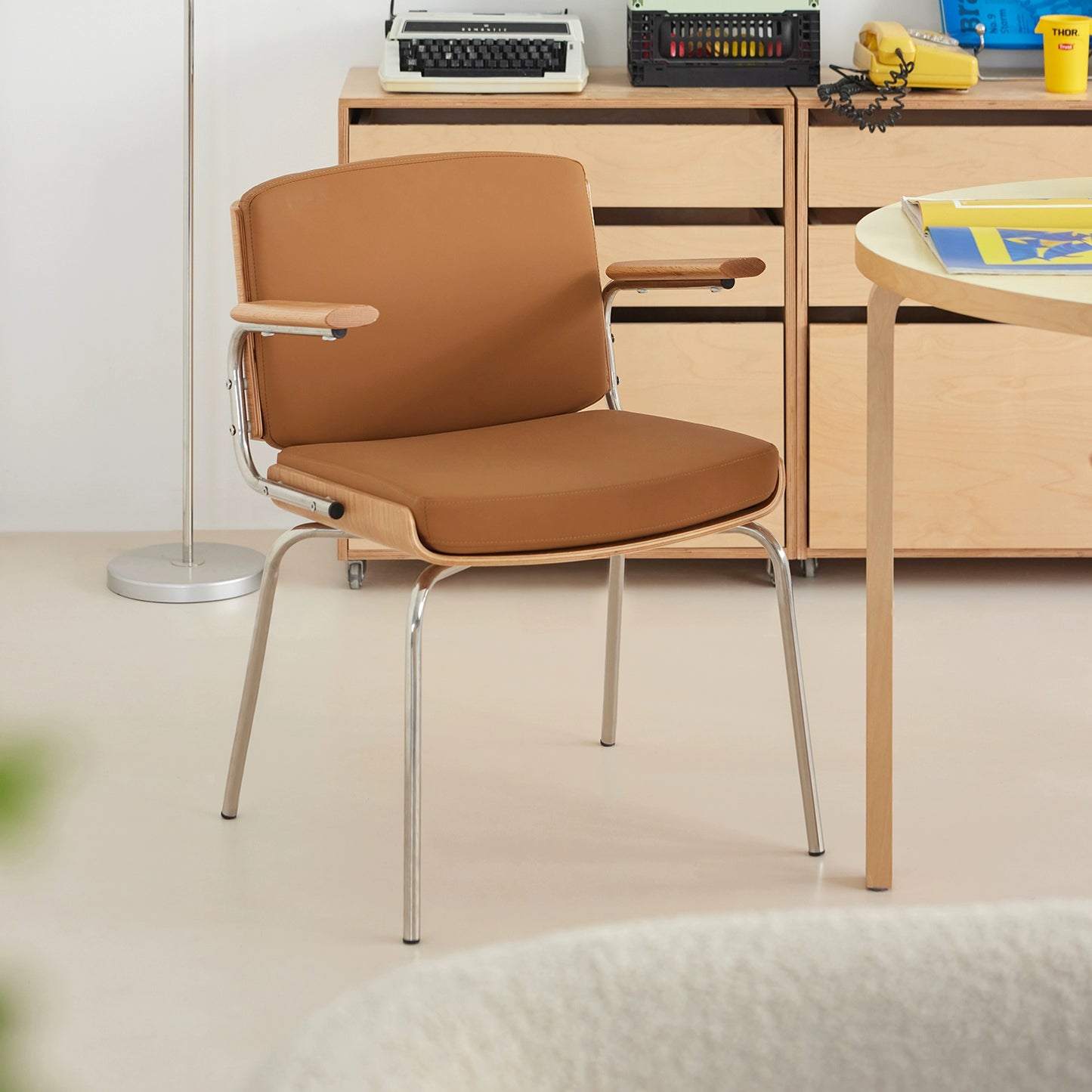 Nordic Retro Esszimmerstuhl Licht Luxus Premium Einzel Freizeitstuhl Internet Celebrity Armlehne Stuhl Rückenlehne Home 