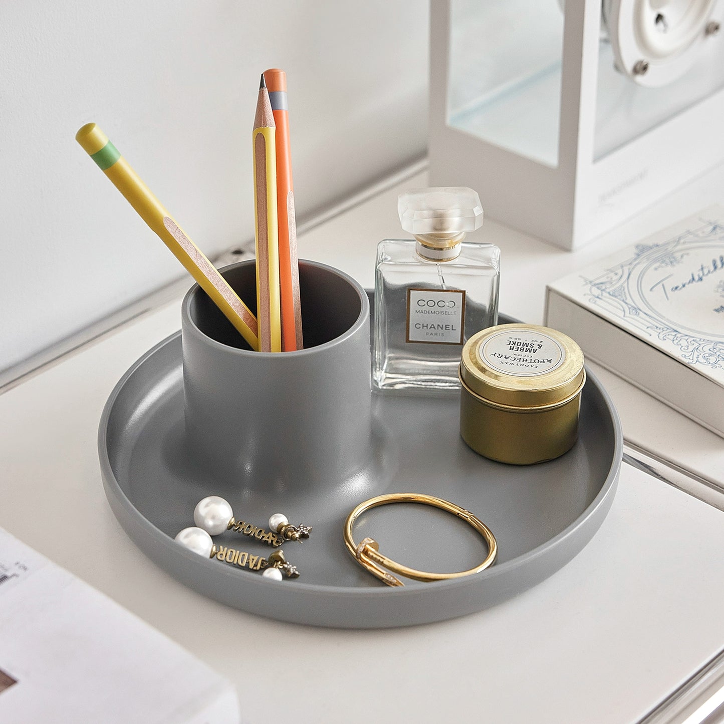 Desktop Storage Tray Büro Kleinigkeiten Lagerung Box Designer Einfache Ins Wind Aromatherapie Tablett 