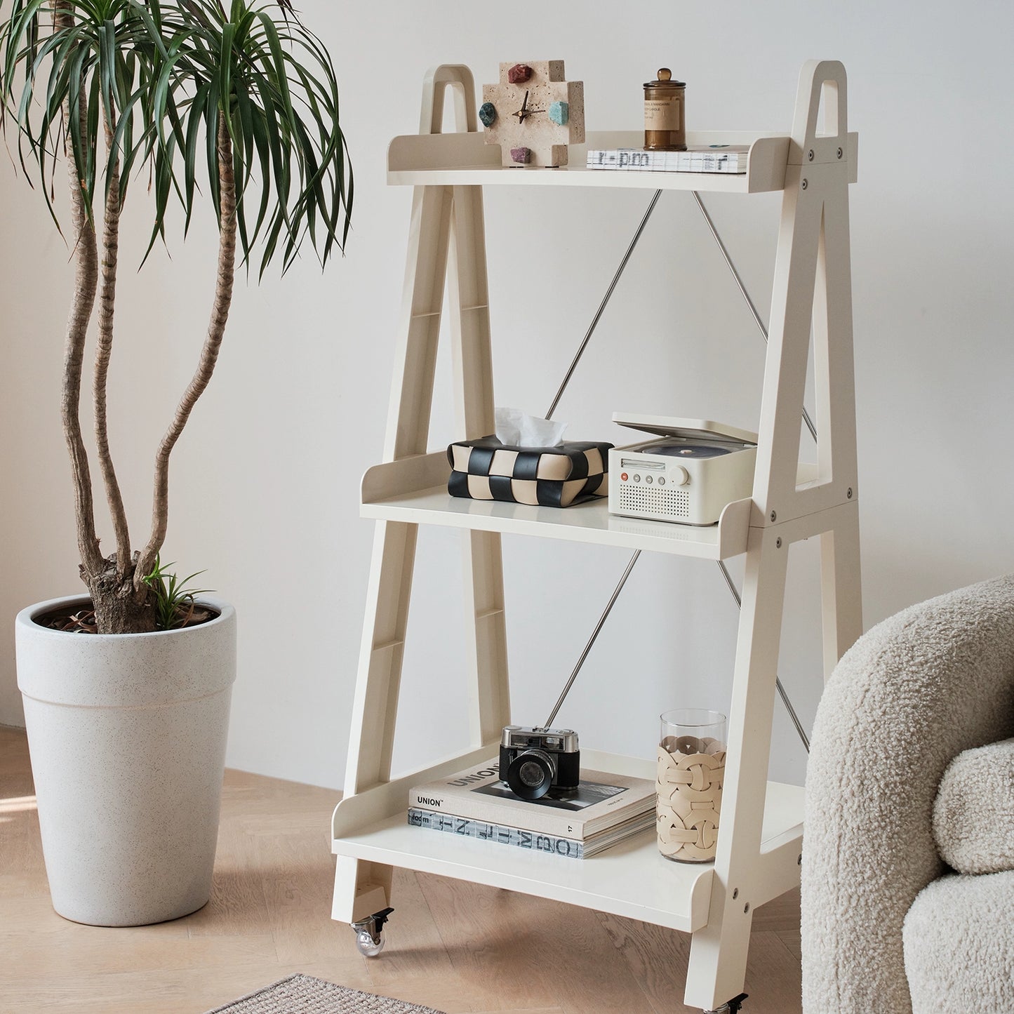 Mehrschichtiger Aufbewahrungsrand, Eckablage, herausnehmbarer Aufbewahrungskorb, nordischer Stil, Ins Popularins, transparenter Trolley 