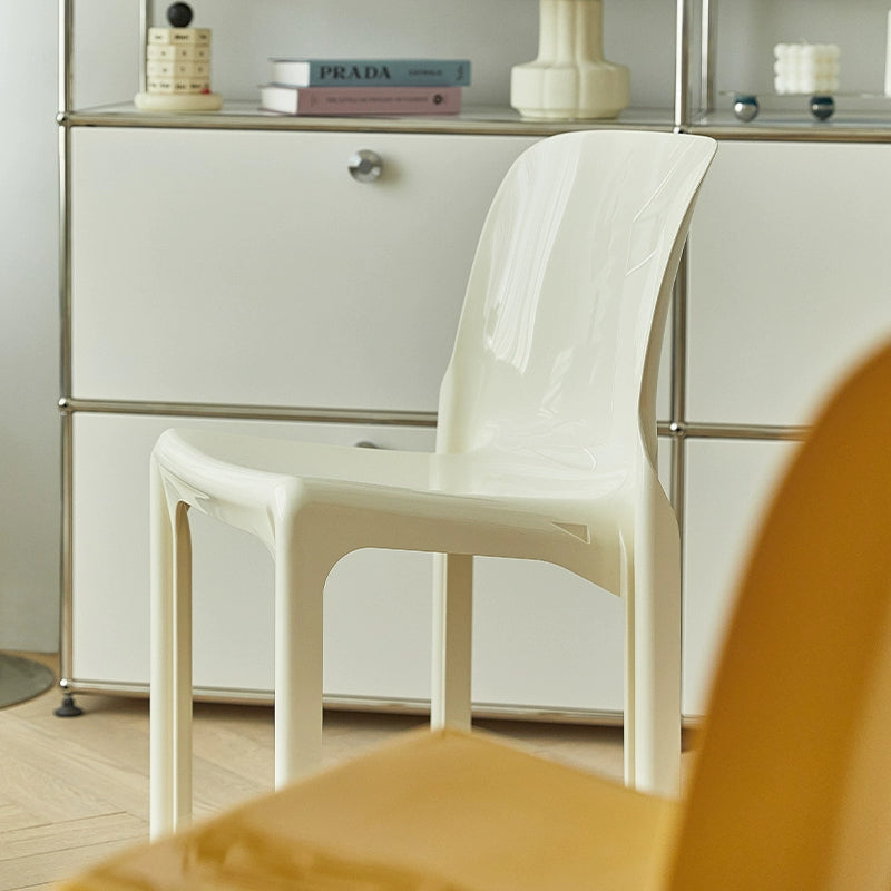 Mittelalterlicher Stuhl aus Kunststoff mit Rückenlehne, stapelbarer Hocker, Ins Popularins, Esszimmerstuhl, einfacher Stuhl für das Arbeitszimmer zu Hause 