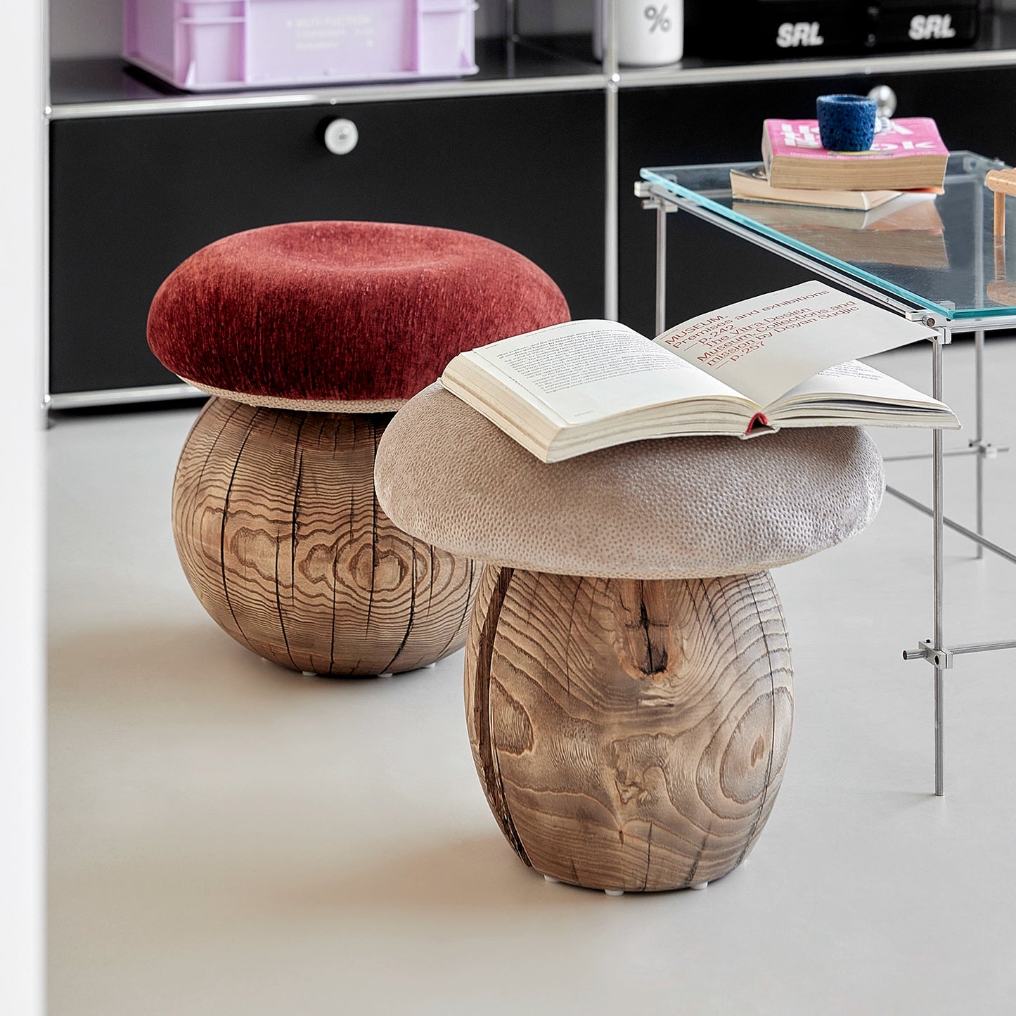 Pilzhocker Designer-Hocker aus Holz, niedriger Hocker, Schuhwechselhocker, mittelalterlicher Creme-Stil, Ankleidehocker 