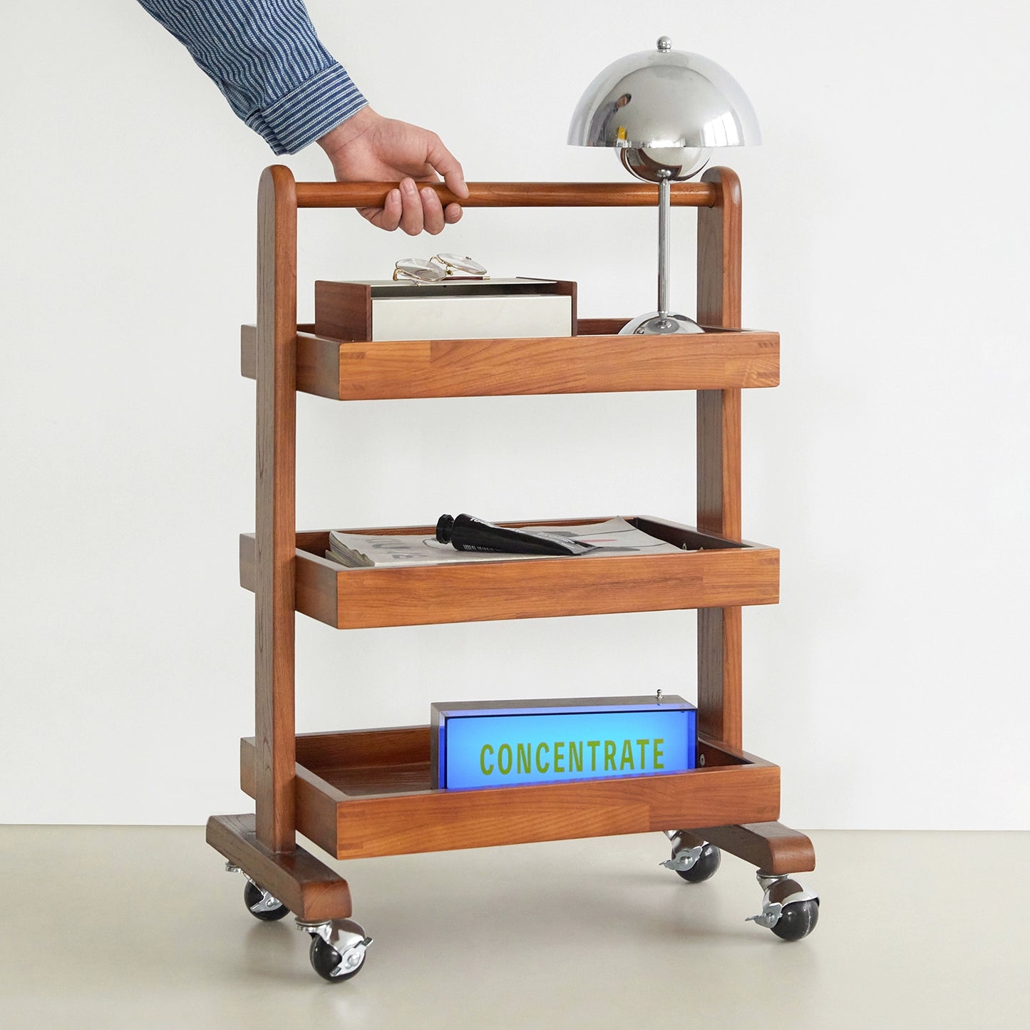 Mittelalterlicher Trolley-Rack Massivholz Mobile Sofa Edge Paar Kreative Nordic Modern Side Cabinet Teetisch 