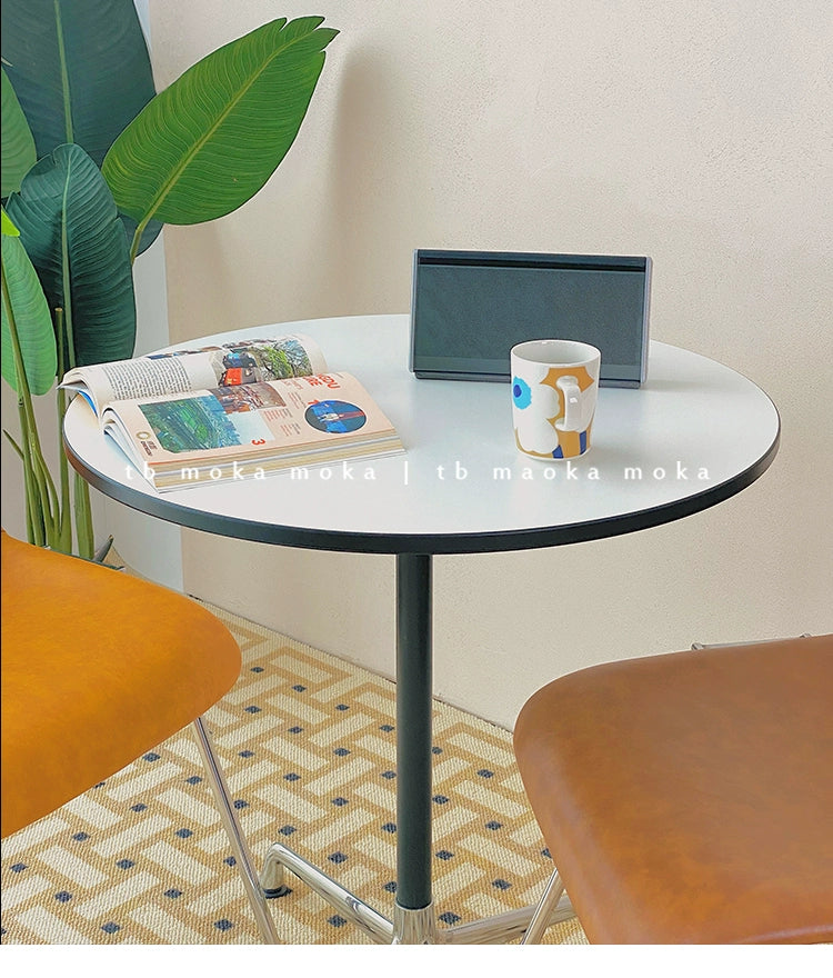 Eames runder Tisch mittelalterlicher Esstisch kleine Wohnung Haushalt Internet-Prominente Ins-Stil quadratischer Retro-Couchtisch 