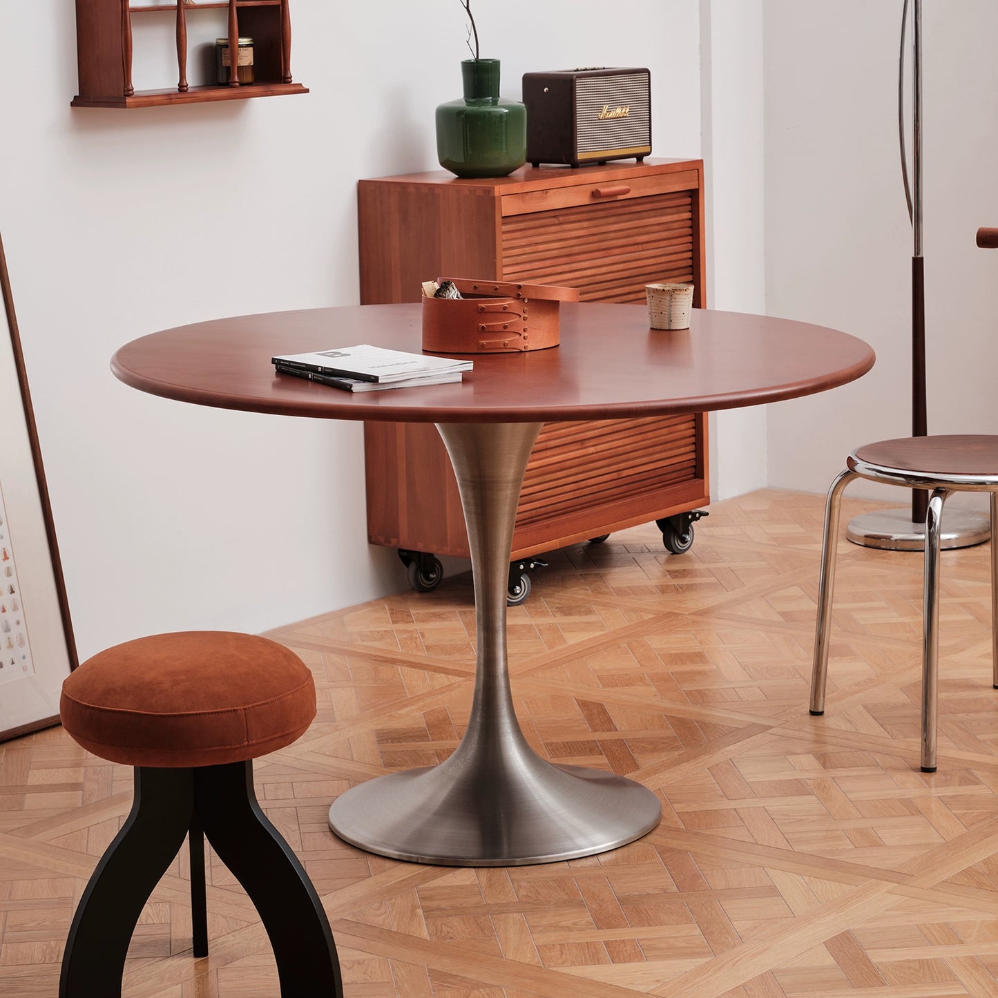 Nordic Retro Esstisch Haushalt High-End Massivholz Runder Tisch Mittelalter Designer Tulpentisch Wabi Sandy Wind 