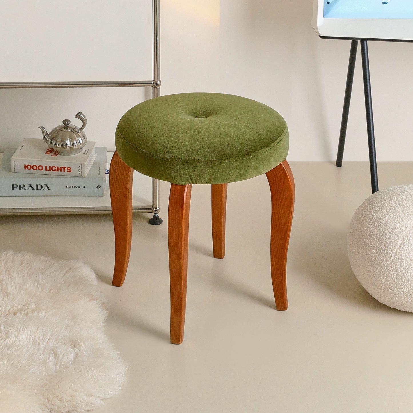 Französischer Retro-Ankleidehocker, moderner minimalistischer Designer-Kleinhocker, weiche Tasche, hochwertiger Schuhwechsel-Niedrighocker 