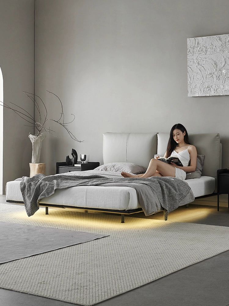 Italian Minimalist Light Luxury Suspended Bed Leather Bed 2022 New Master Bedroom Modern Simple Internet Celebrity Soft Bag Double Bed