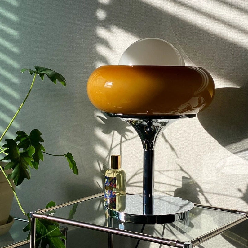 Mittelalterliche dekorative Tischlampe Ins Wind Retro Wabi Sabi Wind Bauhaus Schlafzimmer Studie Ins PopularBedside Lampe 