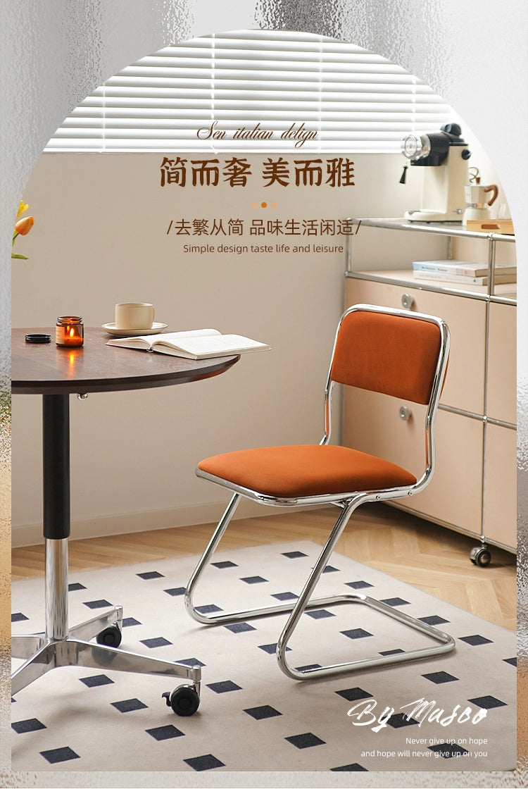 Esszimmerstuhl Licht Luxus High Sense Nordic Retro Stuhl Home Ins Populardesigner minimalistischer Hocker Rückenlehne 