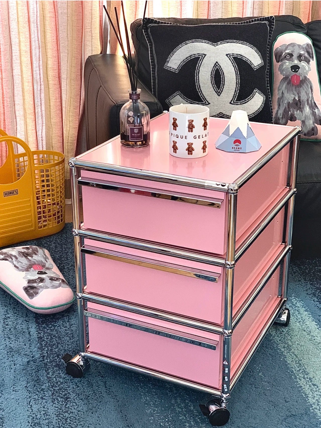 Medieval Light Luxury Dining Side Cabinet Usmah Metallmodulschrank Edelstahl-Eimerschrank Haushalt Wohnzimmer Bücherregal TV-Schrank 