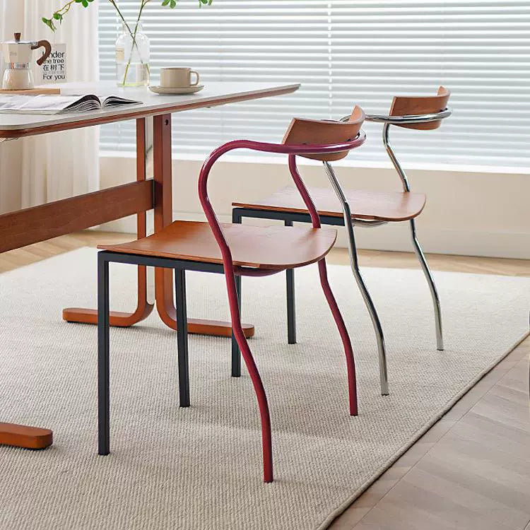 Einfacher Designer-Esszimmerstuhl, mittelalterlicher künstlerischer Stuhl, Schmiedeeisen, Massivholz, Café, Restaurantstuhl, Freizeit 
