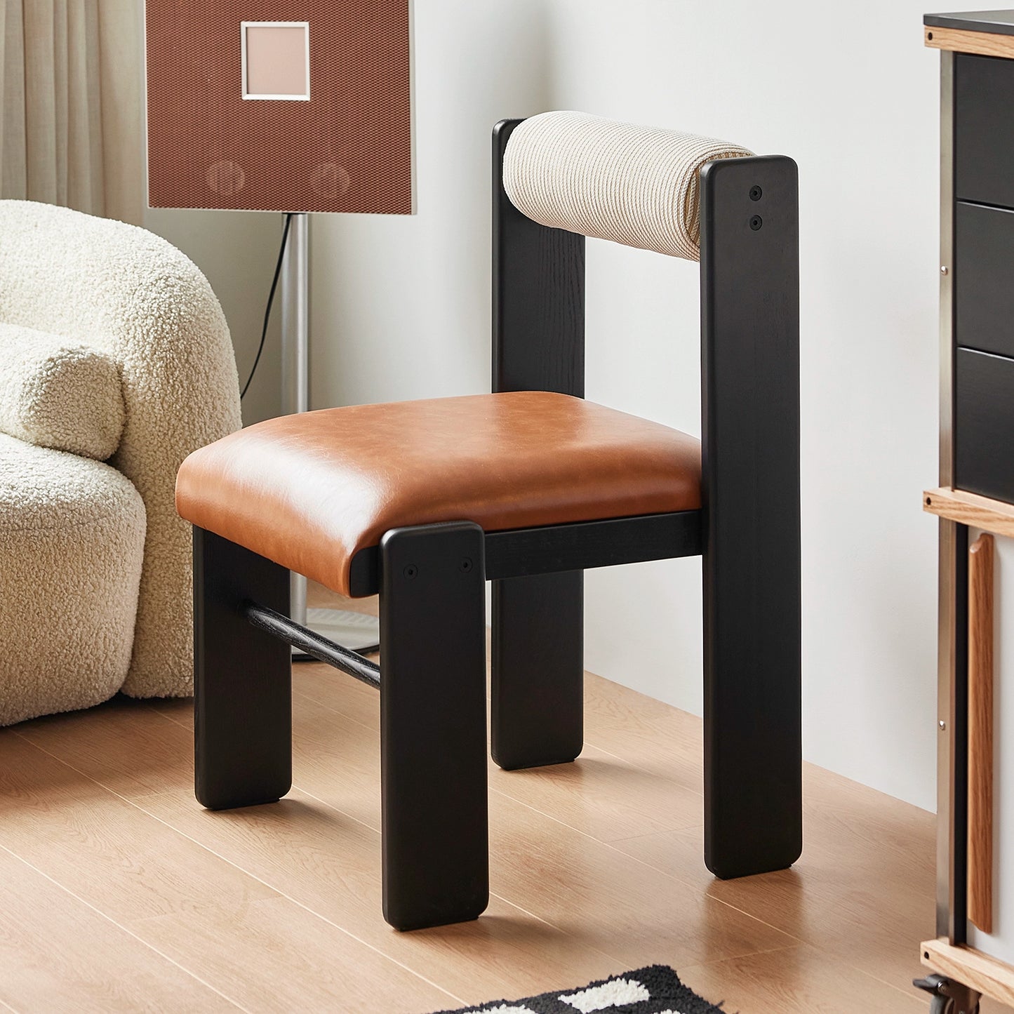 Softbag-Esszimmerstuhl, Home-Designer-Meisterstuhl, mittelalterlicher Schreibtischstuhl aus Massivholz, lässig, nordische Schlichtheit 