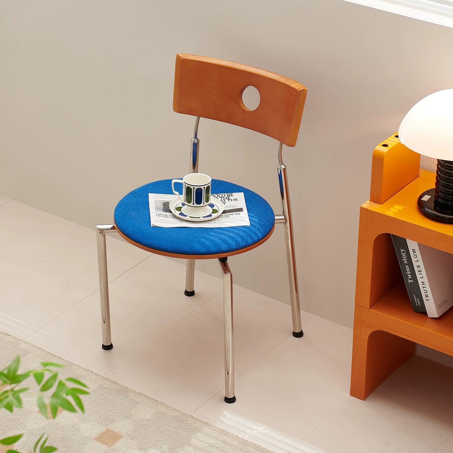 Nordic medieval stuhl massivholz zurück esszimmer stuhl licht luxus senior designer schreibtisch stuhl Ins Popularleisure 