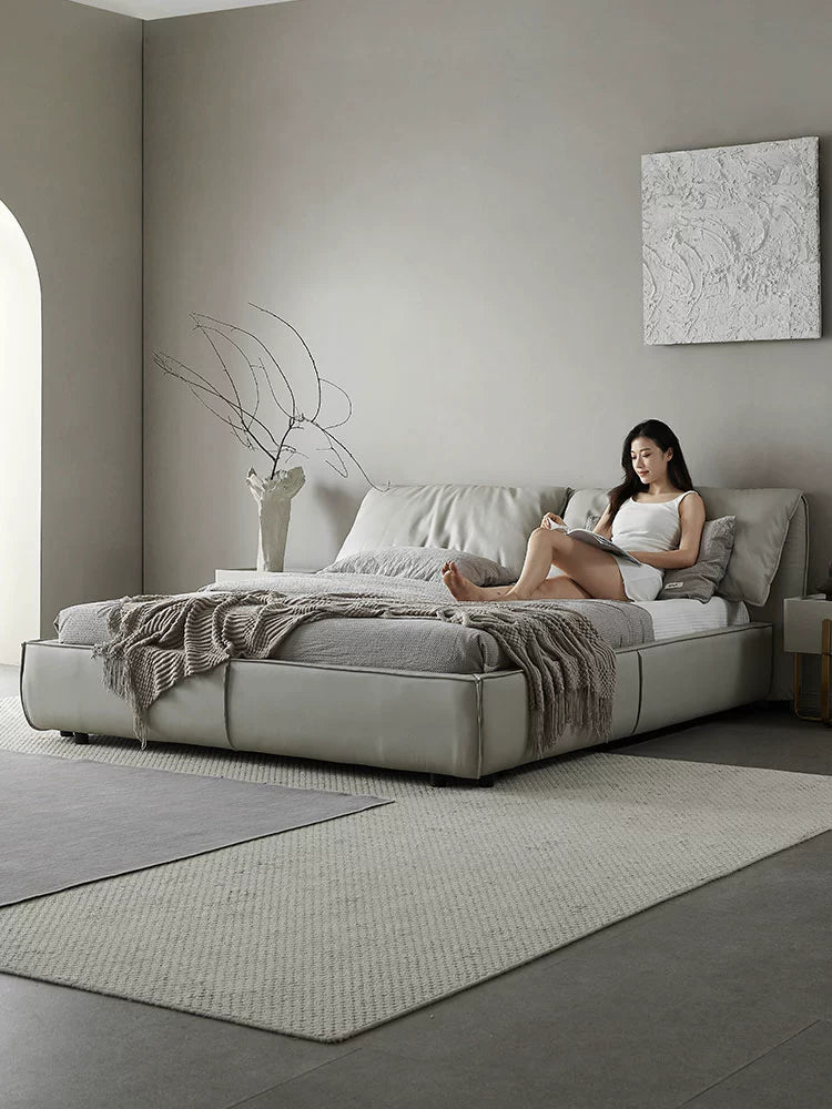 Italian Light Luxury Leather Bed Modern Minimalist Style Designer 1.8 Meters Master Bedroom Soft Bag Backrest Leather Double Bed