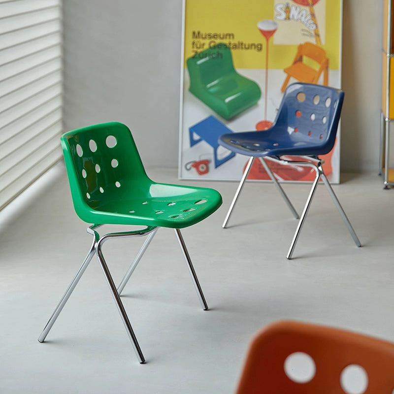 Mittelalterlicher Esszimmerstuhl mit Loch, Käsestuhl, koreanischer Ins-Caféstuhl, Haushaltshocker mit Kunststoffrückenlehne 