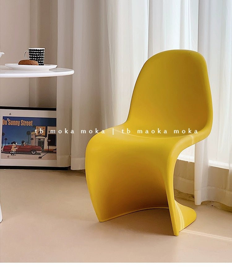 Esszimmerstuhl speziell geformter kreativer Make-up-Hocker im mittelalterlichen Ins-Stil Pan Dong-Stuhl Nordic Ins Popularbackrest-Stuhl 