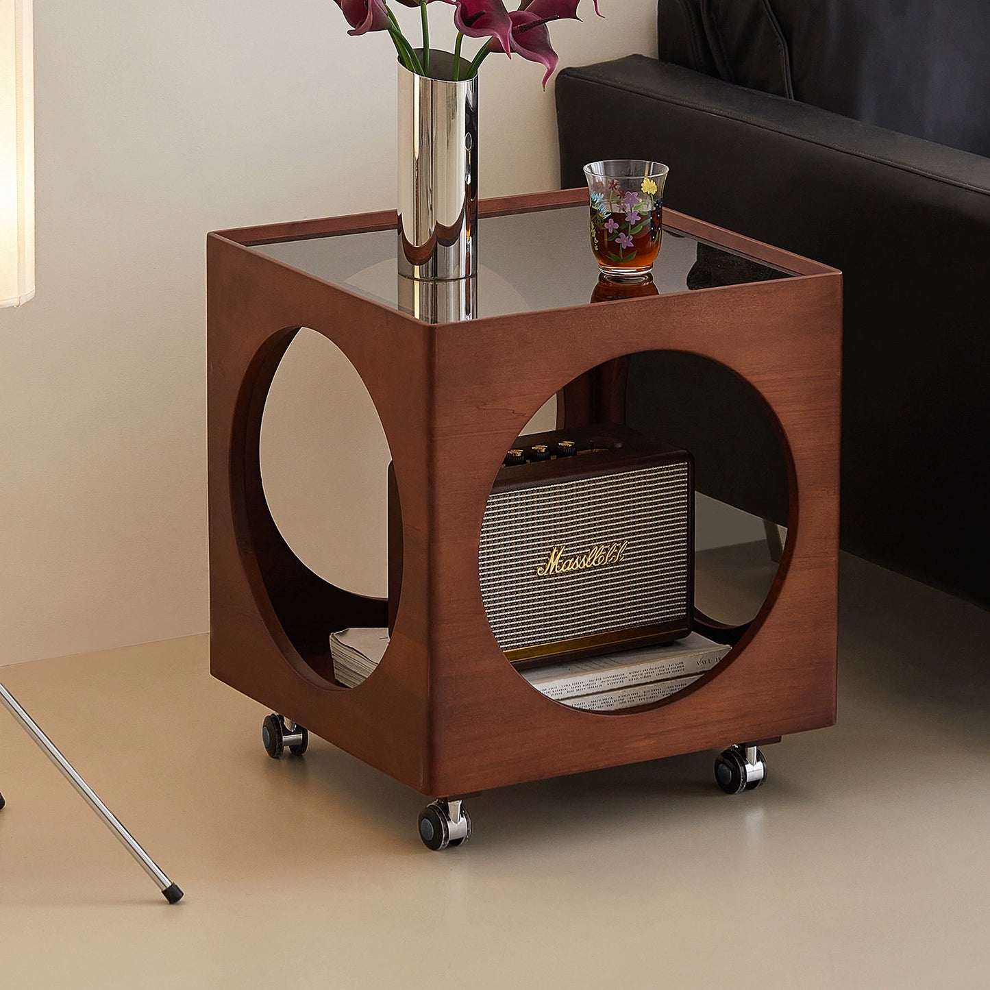 Nordic Massivholzkante paar Retro abnehmbare Sofaecke paar Mini Internet Berühmtheit kleine Couchtisch Nachttisch 