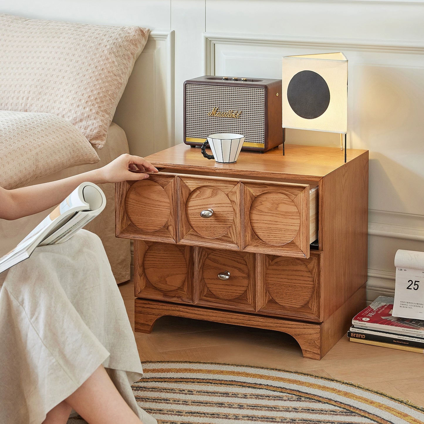 Massivholz Nachttisch Französisch Retro Designer Lagerung Seite Schrank Design Sinn Schlafzimmer Kleine Schrank Gegen Die Wand 