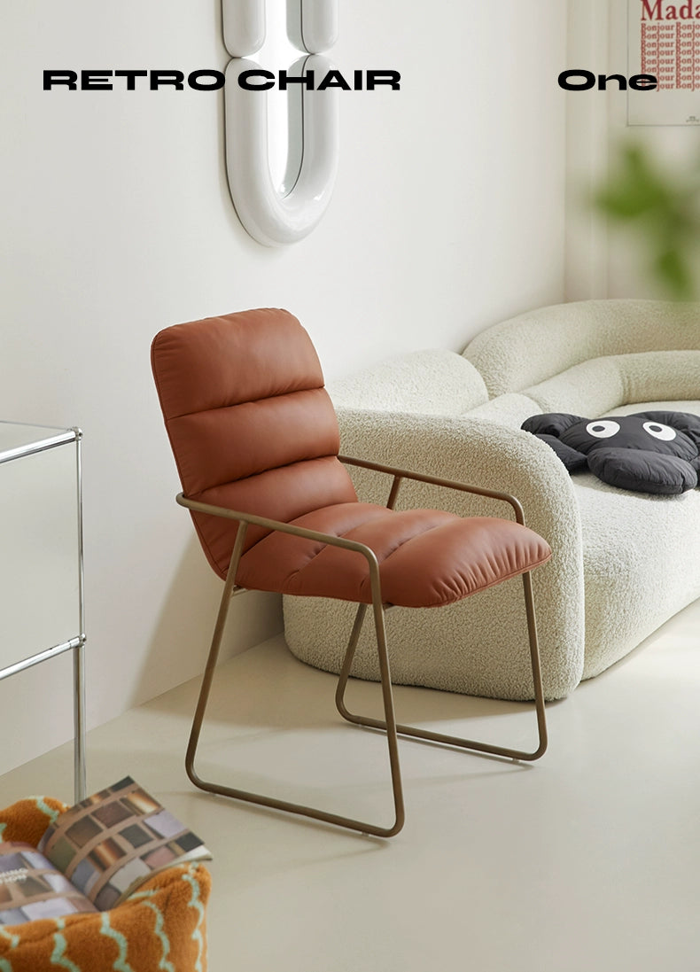 Nordic Einzelstuhl Bequemer weicher Taschenrücken Freizeitstuhl Home Einfacher moderner Esszimmerstuhl High Sense 