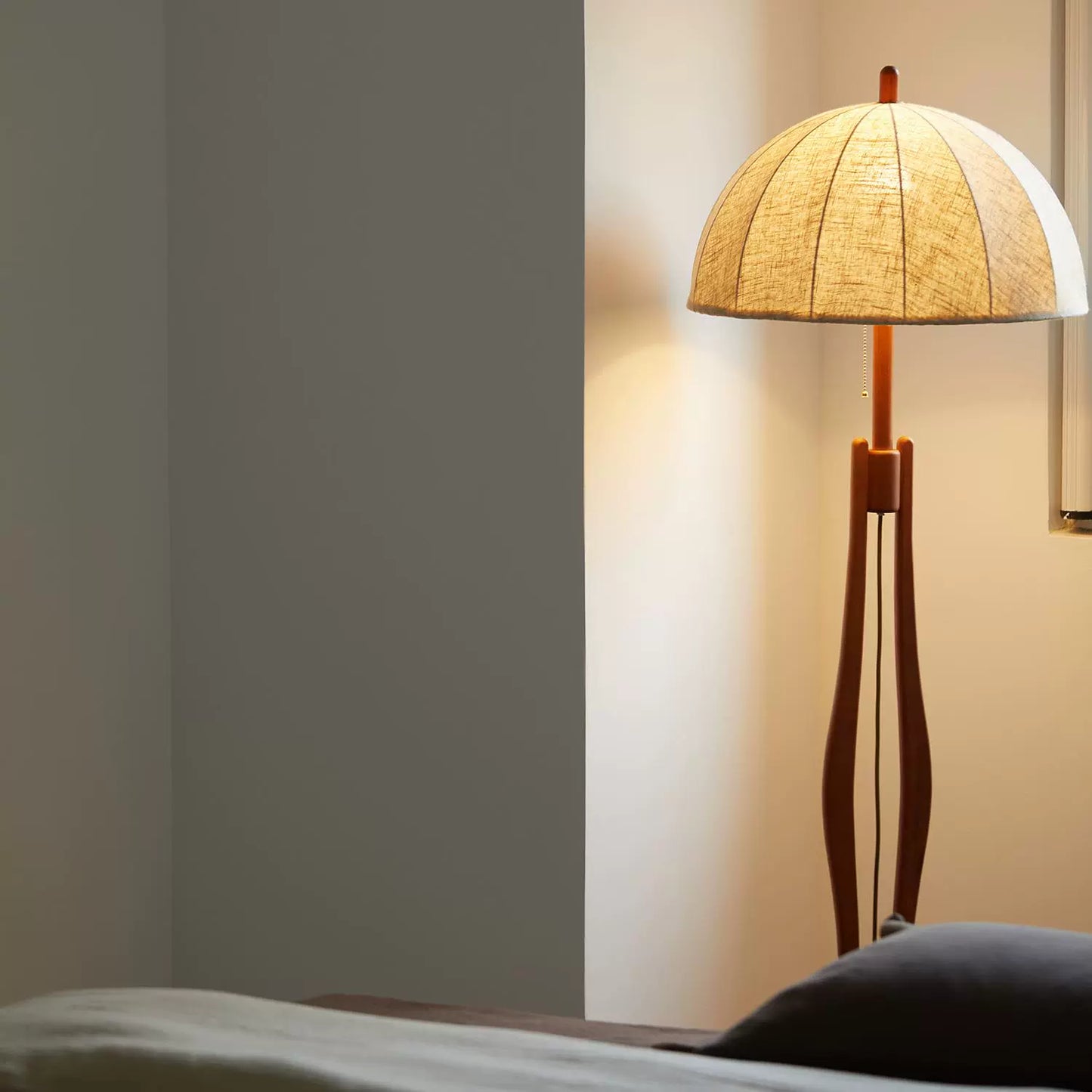 Dekorative Stehlampe mittelalterliche Massivholz-Ambiente-Lampe japanischer Wabi-Sabi-Wind kreative Kunst vertikale Lampe Wohnzimmer 