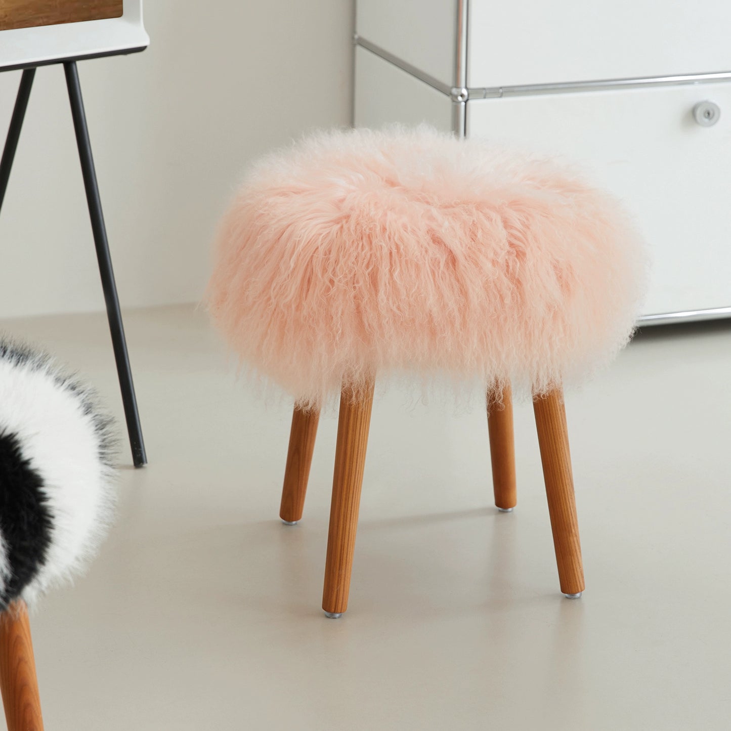 Mittelalterlicher Strandhocker aus Schafwolle, Eingangsbereich, leichter Luxus, hoher Schuhhocker, kreativer Ins Popularhome-Wohnzimmer-niedriger Hocker 