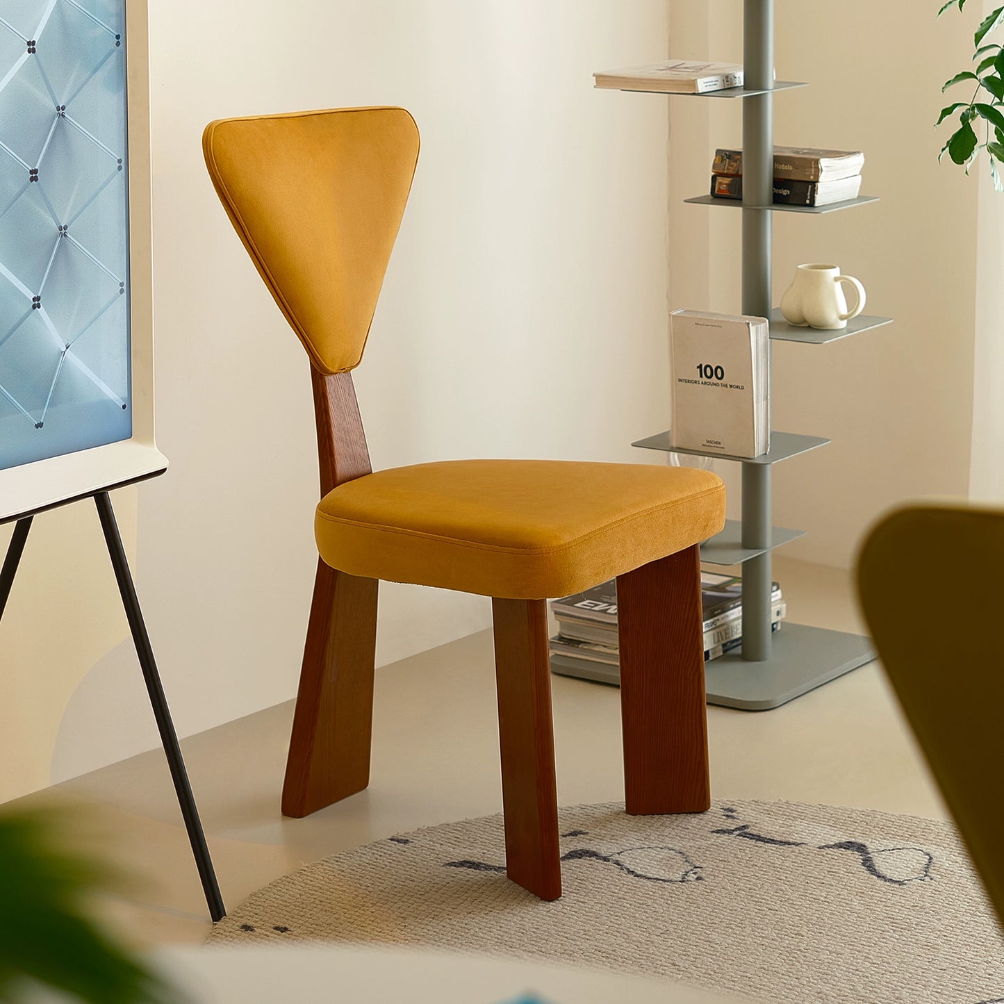 Designer Mittelalterlicher Esszimmerstuhl Haushaltsstuhl aus Massivholz Künstlerischer Rückenlehnenhocker Leichter Luxus-High-End-Stuhl 