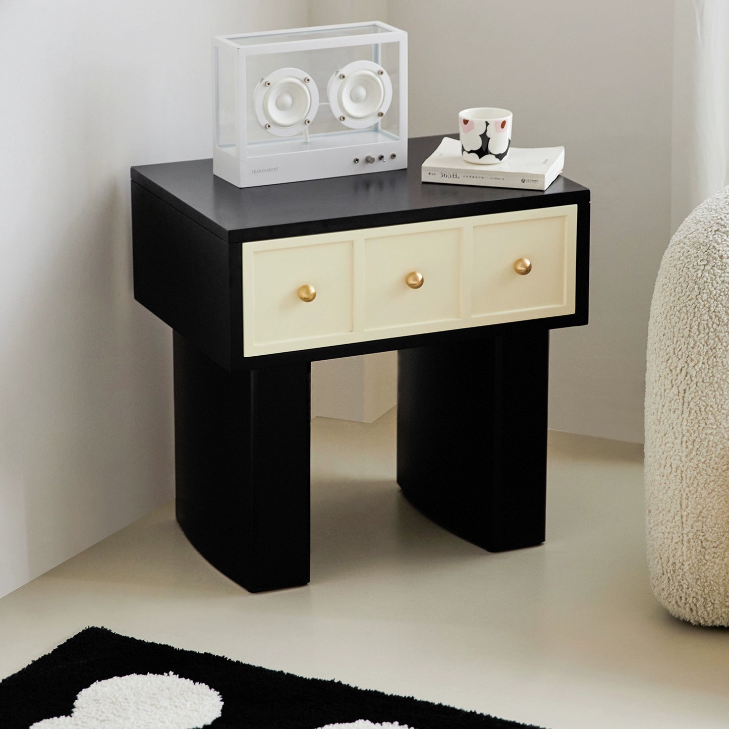 Cremefarbener Wind-Nachttisch, leichter Luxus-High-End-Haushalts-Schlafzimmer-Aufbewahrungsschrank, moderner einfacher kreativer Seitenschrank 