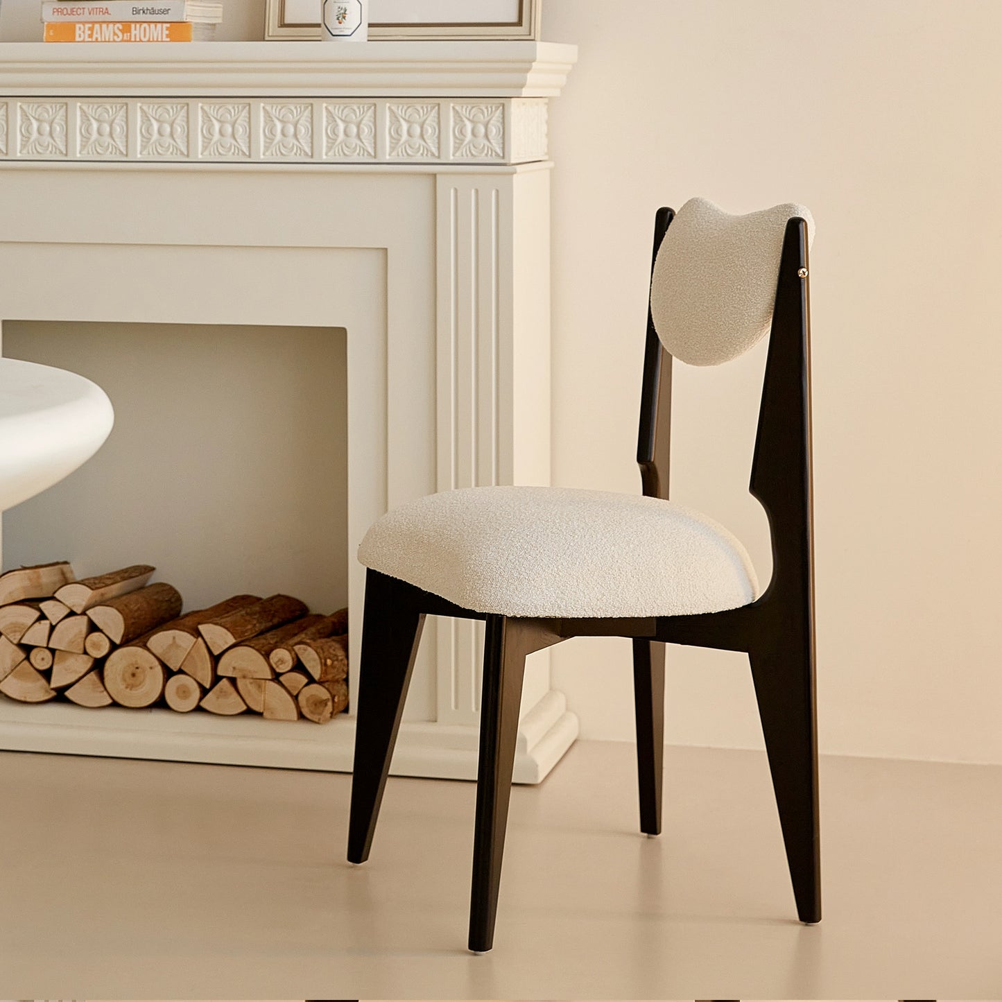 Nordic massivholz esszimmer stuhl mittelalterlichen modell zimmer kreative stuhl weiche tasche lamm wolle dressing hocker licht luxus 