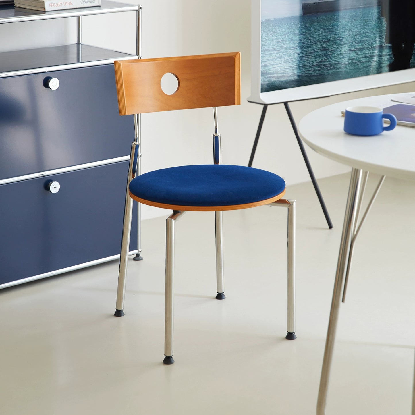 Mittelalterlicher Esszimmerstuhl, dänischer Designerstuhl, Rückenlehne aus massivem Holz, Buchschreibtischstuhl, Haushaltsstuhl für kleine Wohnungen, Freizeitstuhl 