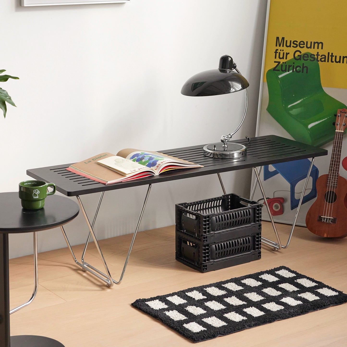 Mittelalterliche Bank Nordischer Massivholz-Streifenhocker Retro-Hauseingangs-Schuhwechselhocker-Idee 