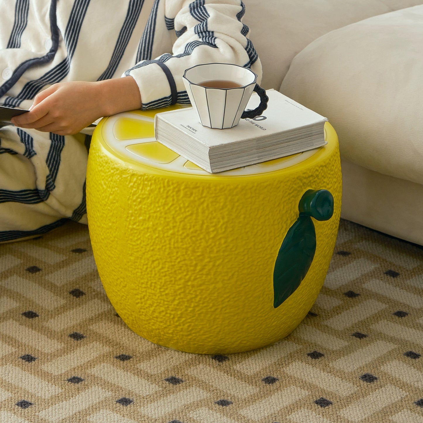 Lemon Hocker Kreativer Designer Niedriger Hocker Schuhwechselhocker Niedlicher kleiner Kinderhocker Internet-Berühmtheit 