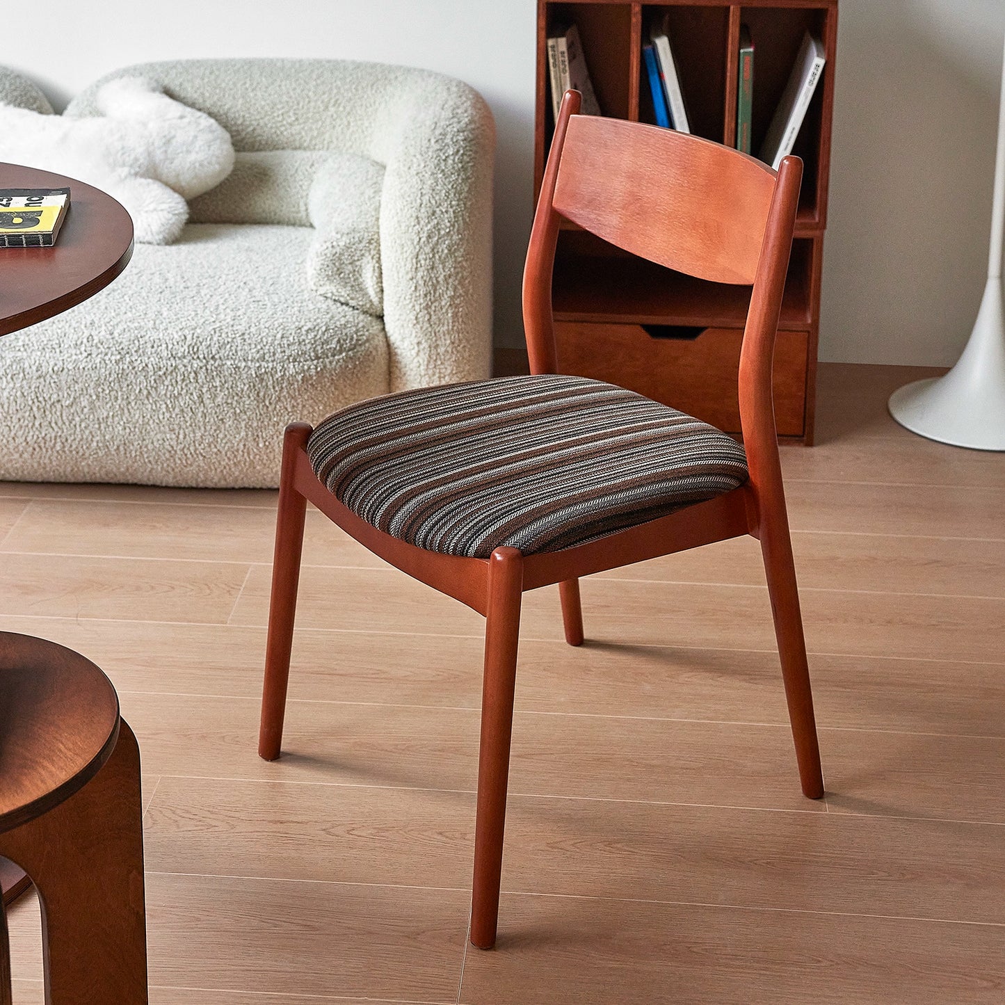 Retro massivholz esszimmerstuhl weichen tasche zurück stuhl Nordic Ins Beliebte kaffee shop freizeit stuhl einfache und erweiterte 