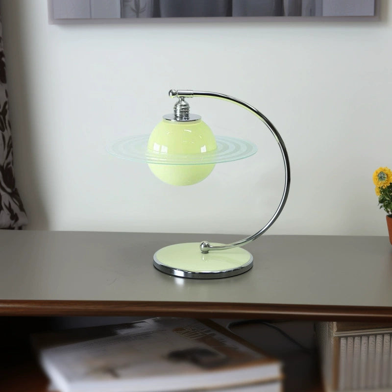 Mittelalterliche Lichtgrüne Planeten-Tischlampe Nordische Dänemark-Schlafzimmer-Nachttischlampe Kreative Retro-dekorative Umgebungslampe 