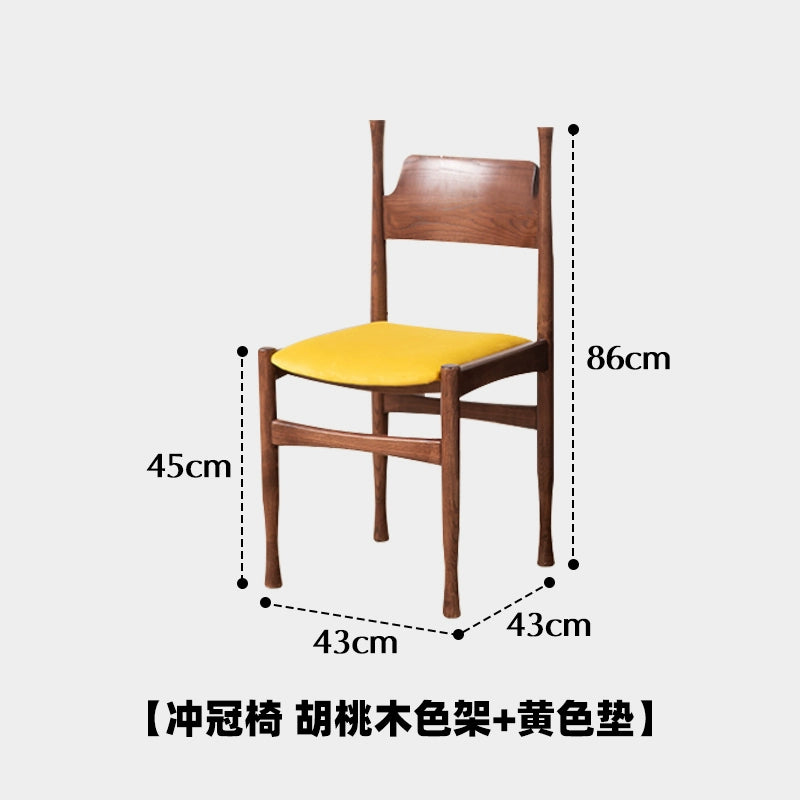 Mittelalterlicher Esszimmerstuhl aus Massivholz, bestickter Stuhl mit weicher Tasche, französischer Retro-Esszimmerstuhl für Cafés, Stuhl mit nordischer Rückenlehne 