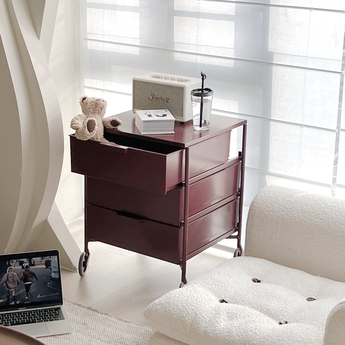 Mobiler Nachttisch Schlafzimmer-Aufbewahrungswagen Kreativer Internet-Promi-Schließfach Einfacher moderner Aktenschrank 