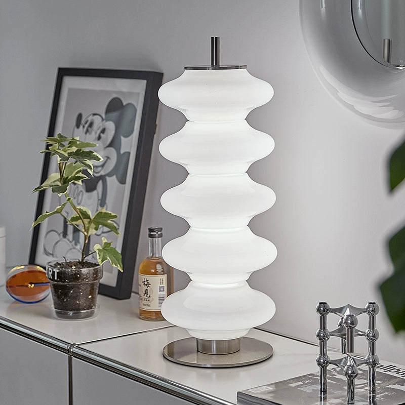 Italienische Designer Moderne Licht Luxus Dekorative Schreibtisch Lampe Wohnzimmer Studie Einfache Zucker Kürbis Stehlampe 