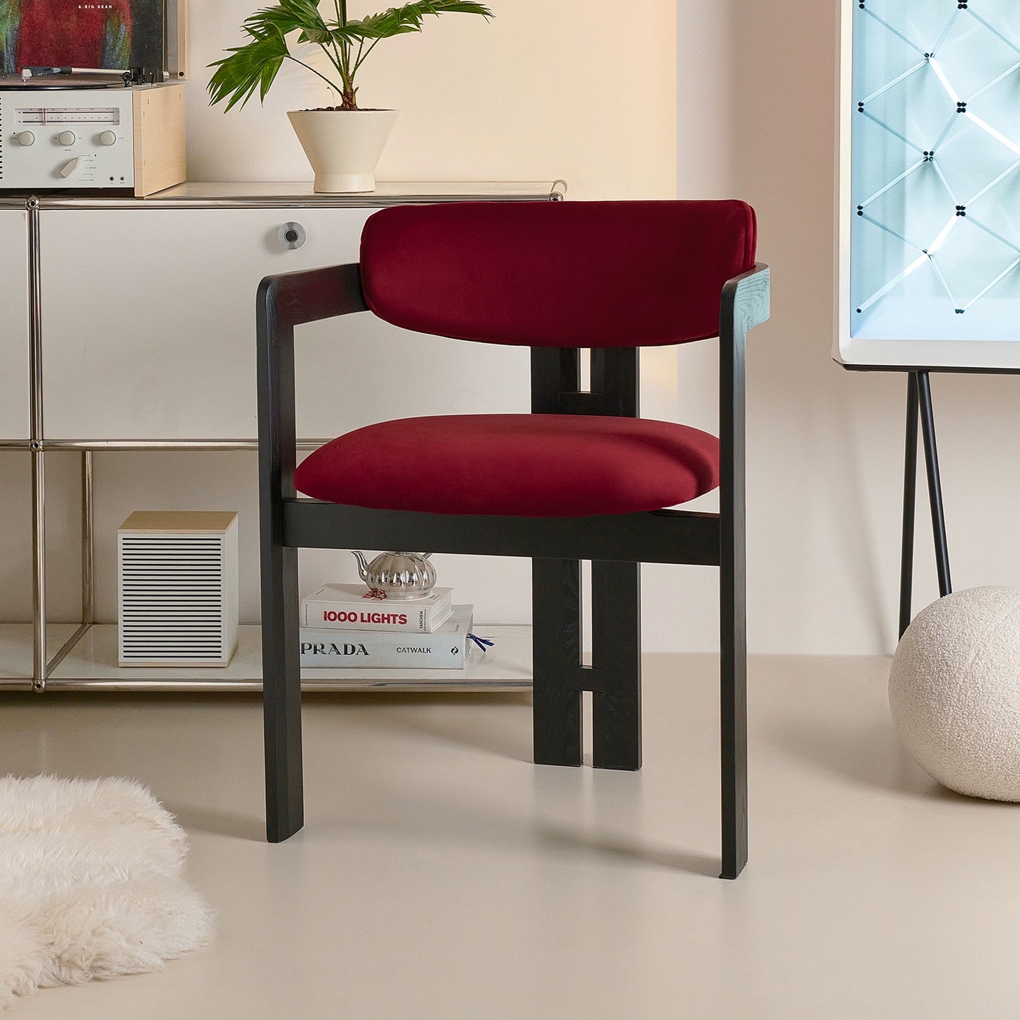 Mittelalterlicher Esszimmerstuhl aus Massivholz, Ins PopularDesigner-Stuhl, leichter Luxus, hoher Sinn, lässiger Esszimmerstuhl, Kreativität 