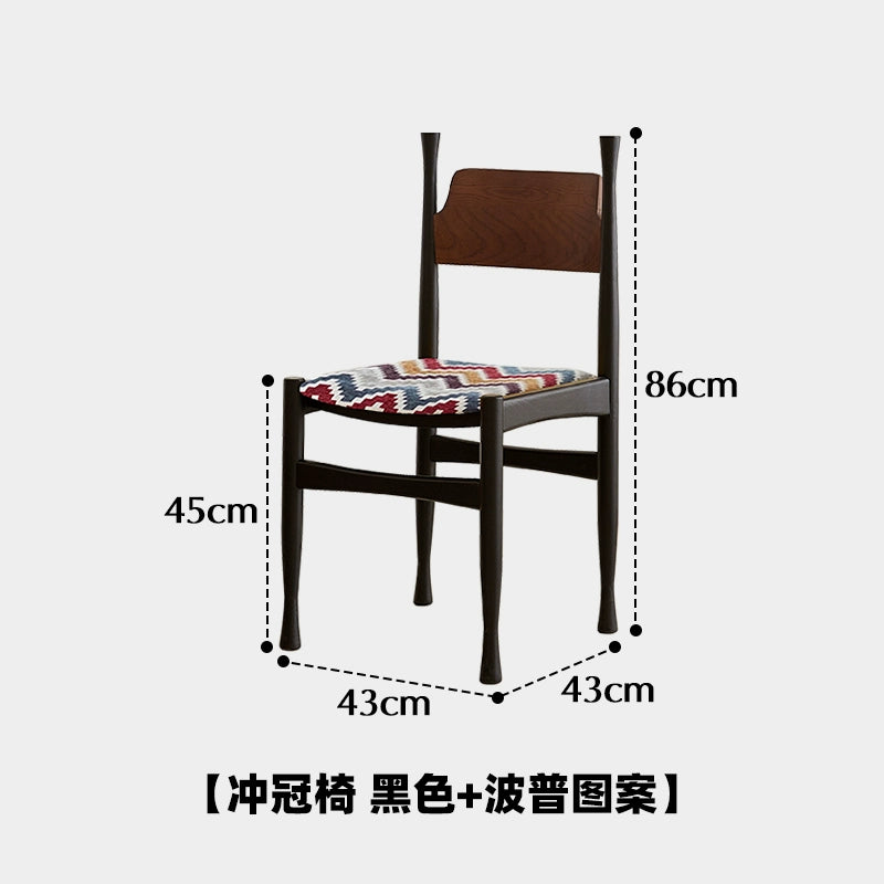 Mittelalterlicher Esszimmerstuhl aus Massivholz, bestickter Stuhl mit weicher Tasche, französischer Retro-Esszimmerstuhl für Cafés, Stuhl mit nordischer Rückenlehne 