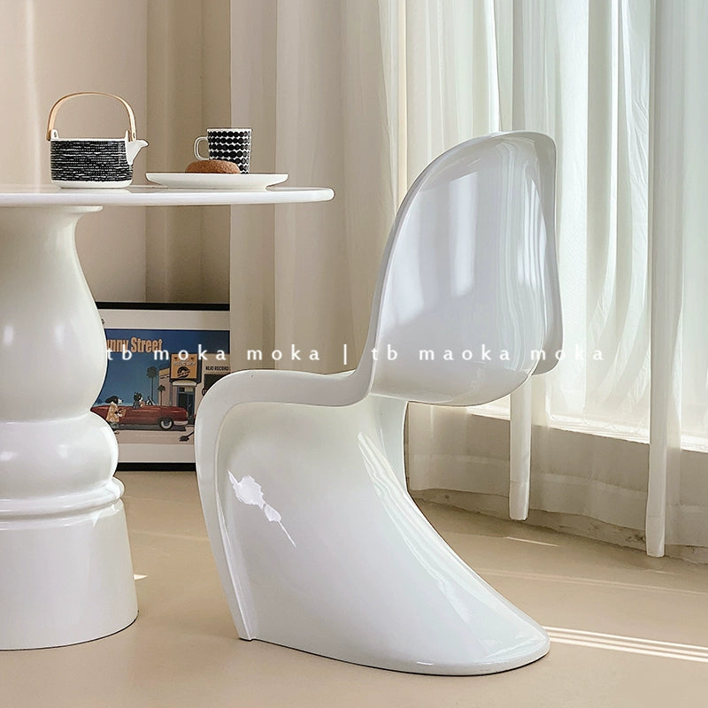 Esszimmerstuhl speziell geformter kreativer Make-up-Hocker im mittelalterlichen Ins-Stil Pan Dong-Stuhl Nordic Ins Popularbackrest-Stuhl 