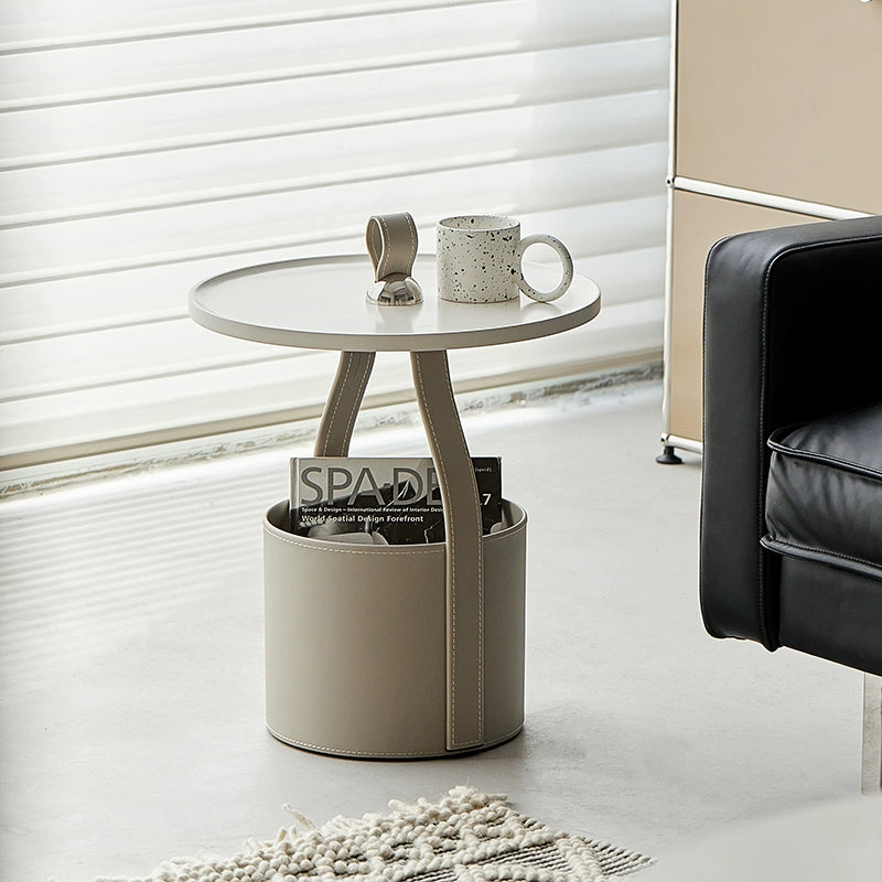 Sattelleder-Couchtisch mit Stauraum, kreativer Hand-Beistelltisch, leichter Luxus-Nachttisch mit Stauraum im italienischen Stil 