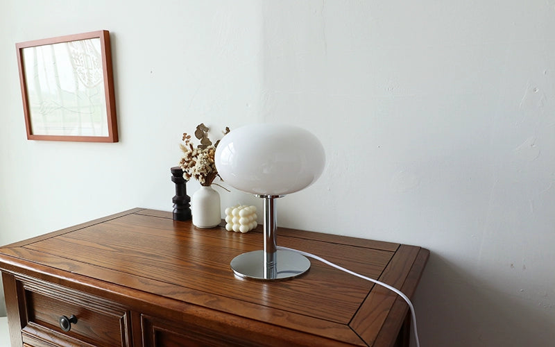 Mittelalterliche Tischlampe Bauhaus-Stil Schlafzimmer Nachttischlampe Ins PopularIns Umgebungslampe B &amp; B Vintage Lampe 