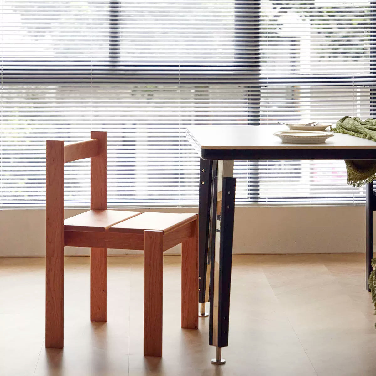 Massivholz Esszimmerstuhl Einfacher Home Designer Rückenlehnenstuhl Mittelalterlicher Wabi-Sabi Wind High-End Freizeitstuhl 